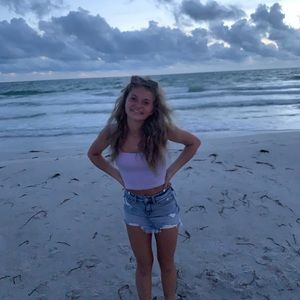 Meet your Posher, Amber